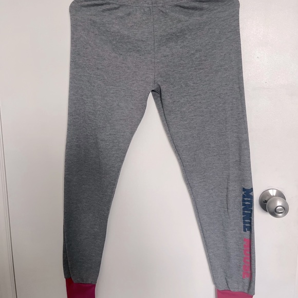 Minnie Mouse - Picture 1 of 1